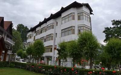 Hotel in Manali